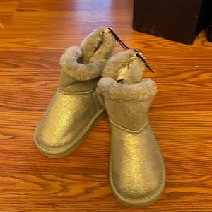Kidgets silver boots